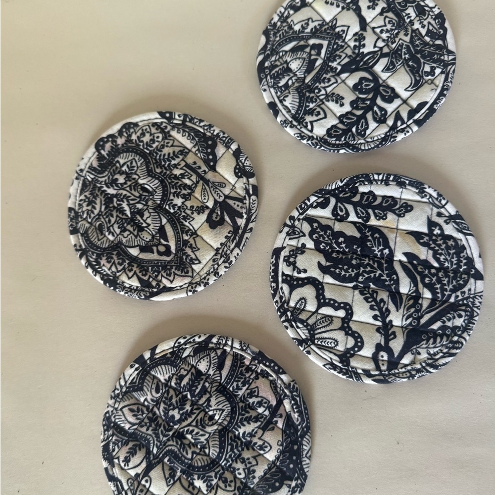 Vera Bradley Navy and White Quilted Coasters - Picture 3 of 4